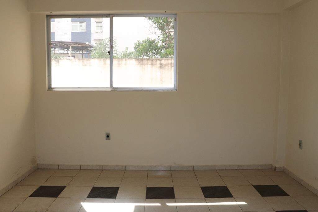 Prédio comercial para aluguel no Centro: Prédio comercial para alugar, Centro - Divinópolis/MG